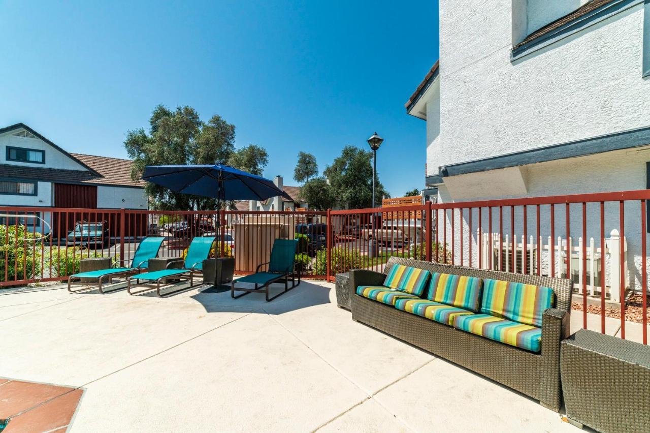 Metro Phx Downstairs Studio Sleeps 4 Ada Accessible ฟีนิกซ์ ภายนอก รูปภาพ