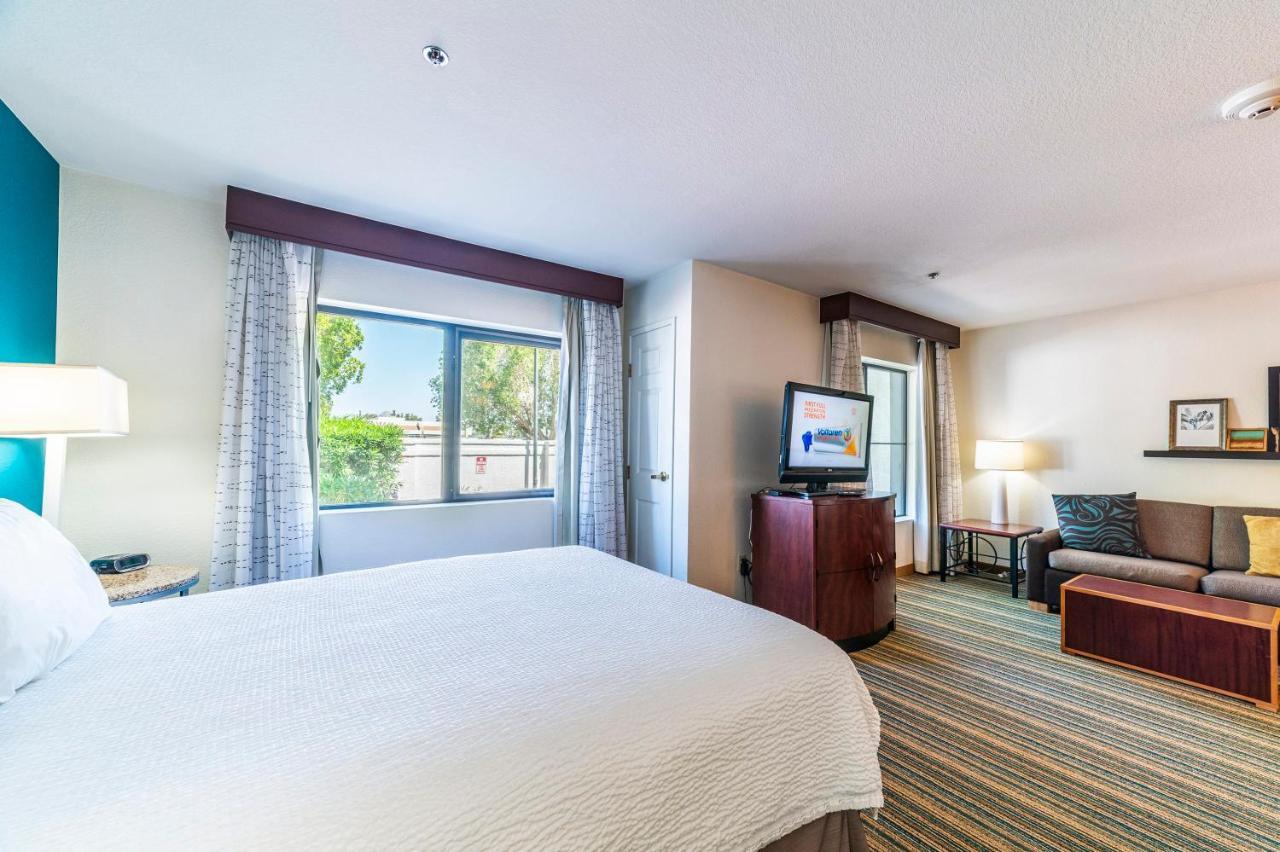 Metro Phx Downstairs Studio Sleeps 4 Ada Accessible ฟีนิกซ์ ภายนอก รูปภาพ